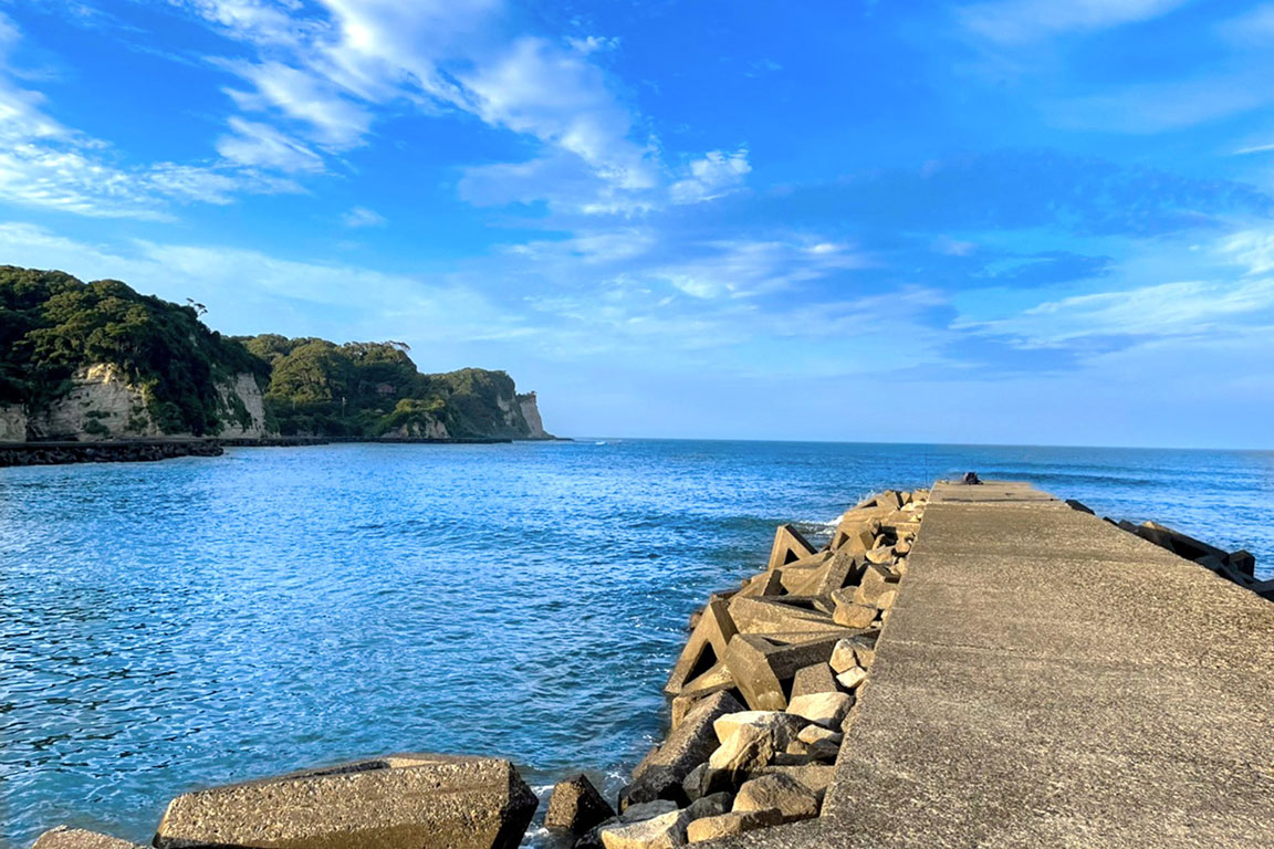 Stroll along the coast